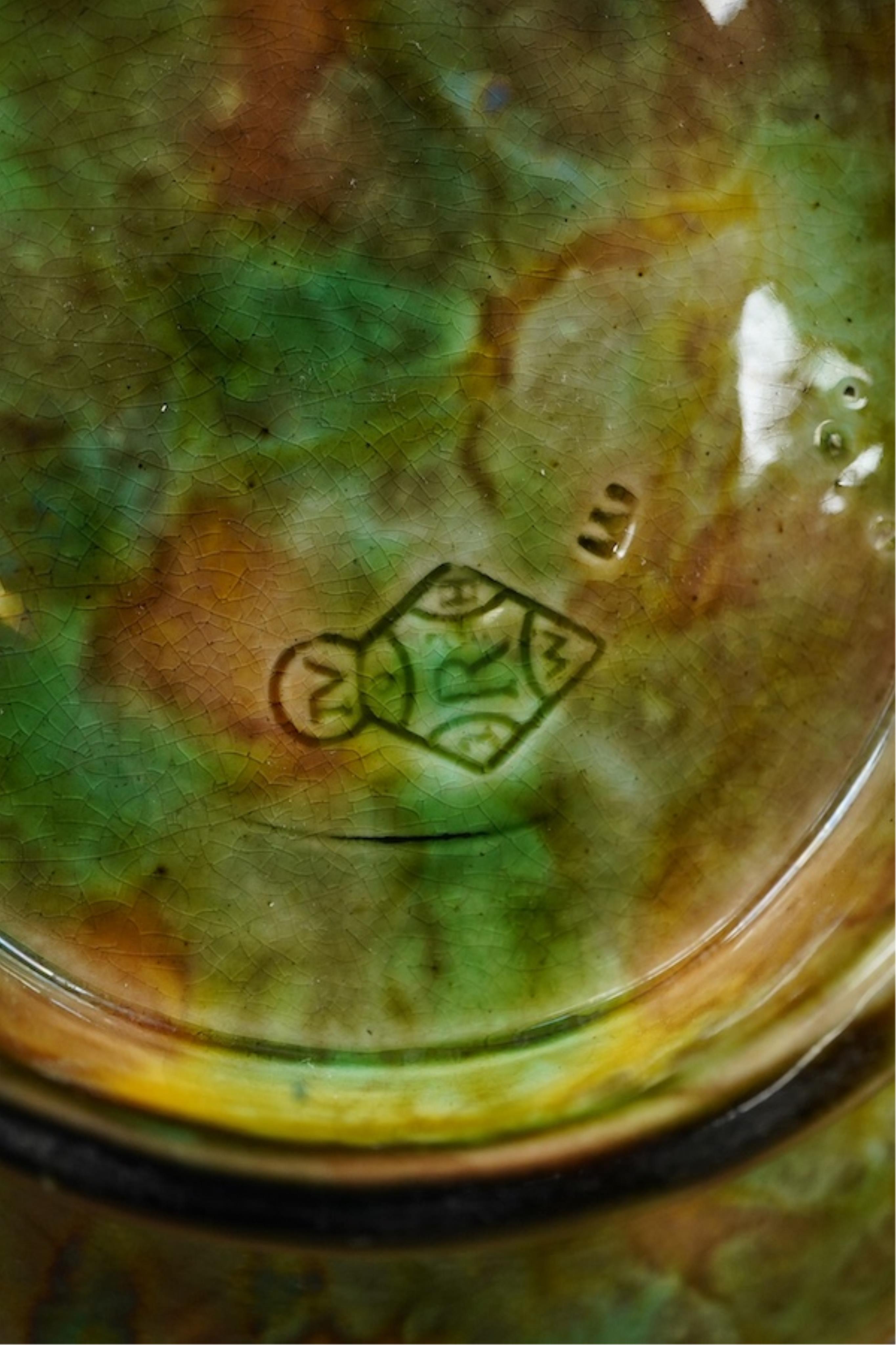 George Jones, a Victorian majolica ‘fox’ dish, 25cm wide. Condition - fair to good